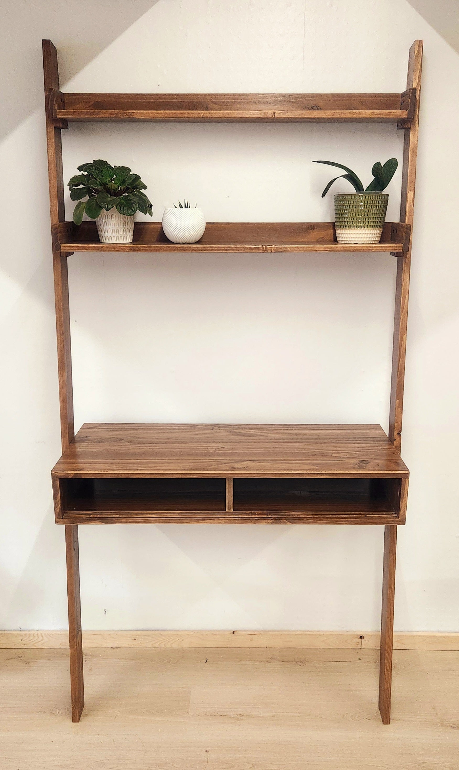 Arive LadderDesk