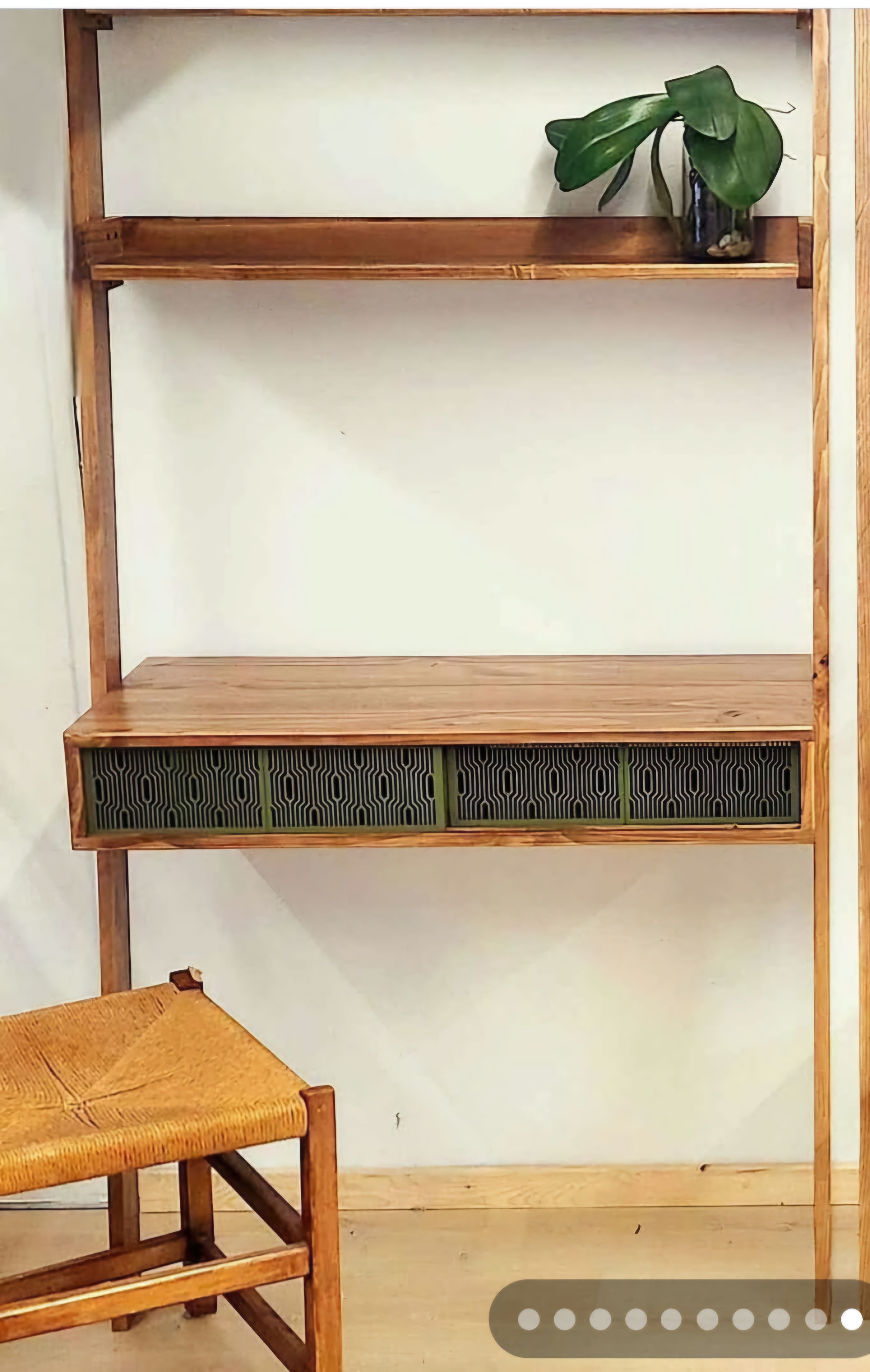 Arive LadderDesk
